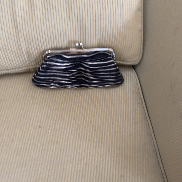 Adorable black and silver small evening bag - Picture 3 of 4